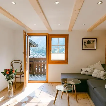 Rustic For 2 -4 Persons Apartment Zermatt